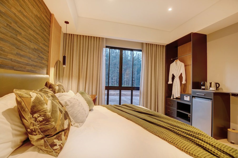 the hawthorn boutique hotel