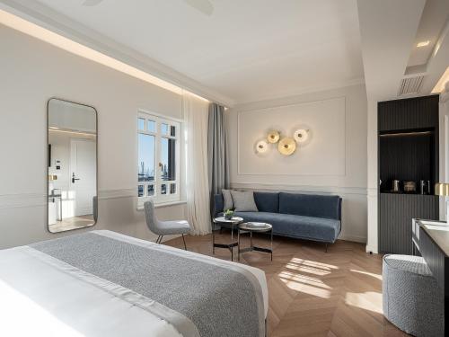 riviera suites