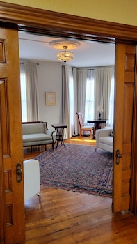 The Elizabeth Inn And Restaurant,Oxford>>Bethel,3 star