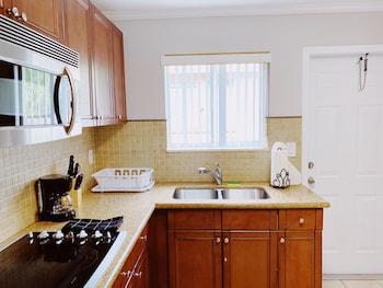 the jasmine apartments by lowkl