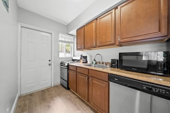 the jasmine apartments by lowkl