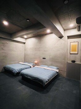zephyr homestay