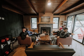 North Shore Camping Co.,Silver Bay>>Beaver Bay,1 star