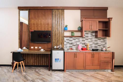 south gate hotel apartment