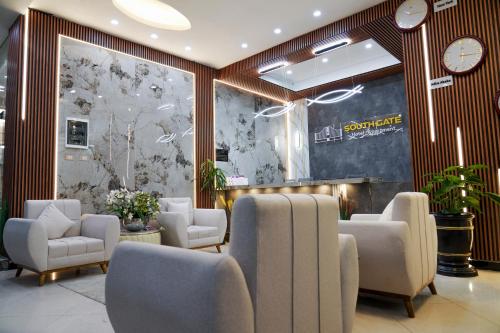 south gate hotel apartment