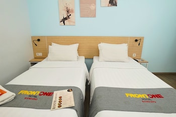 front one hotel pasir koja bandung