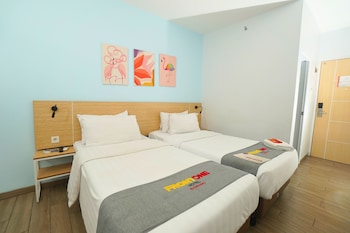 front one hotel pasir koja bandung