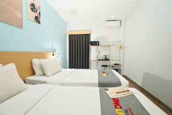 front one hotel pasir koja bandung