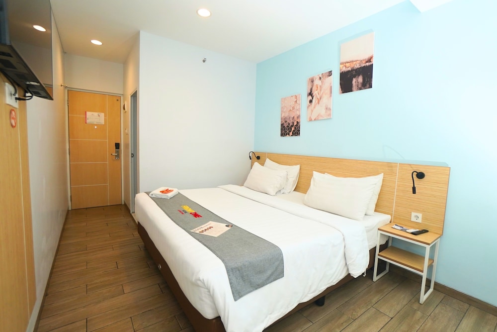 front one hotel pasir koja bandung