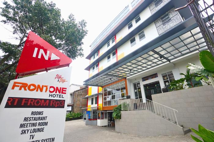 front one hotel pasir koja bandung