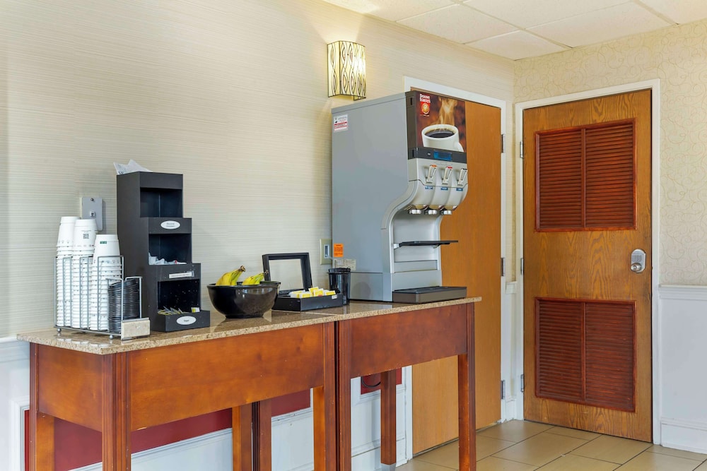 best western plus the inn at sharon foxboro
