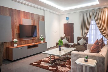 gyamfuaa court apartment