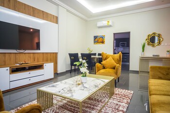 gyamfuaa court apartment