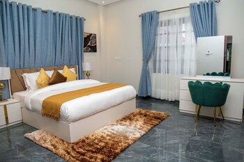 gyamfuaa court apartment