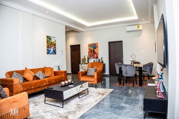 gyamfuaa court apartment