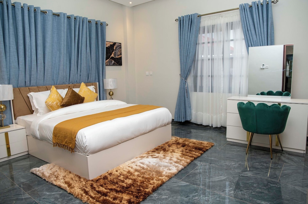 gyamfuaa court apartment