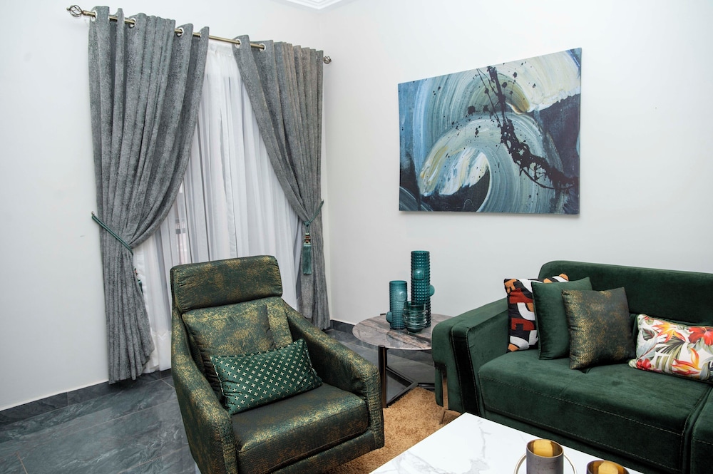 gyamfuaa court apartment