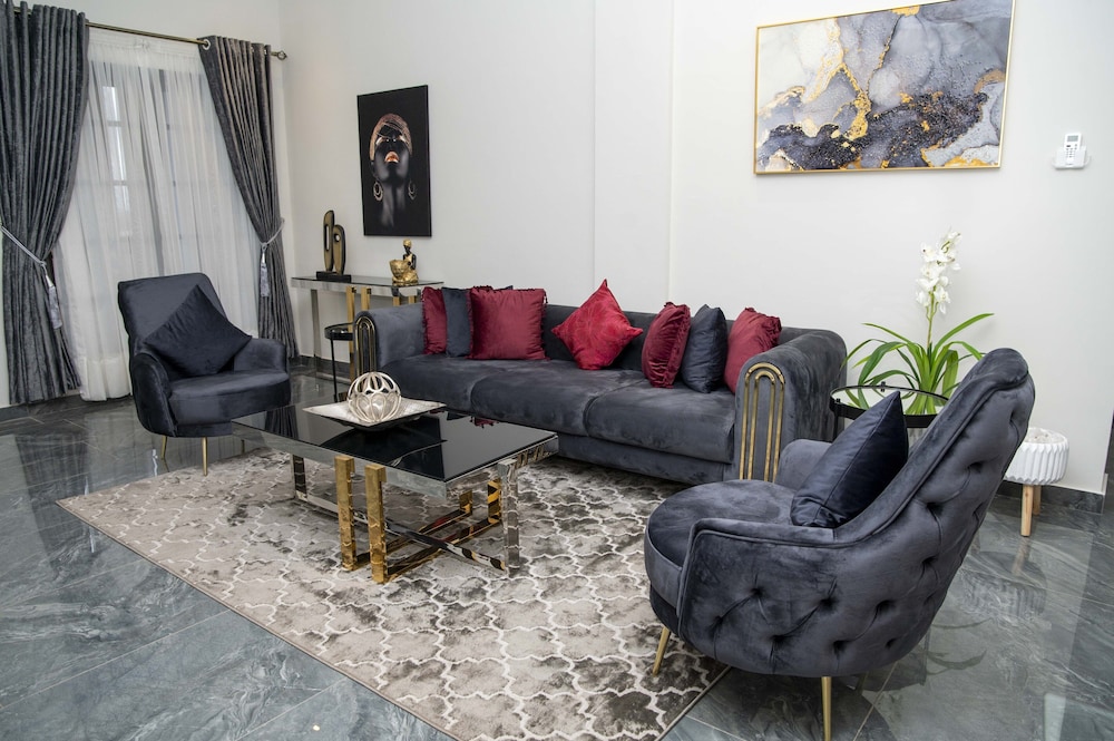 gyamfuaa court apartment