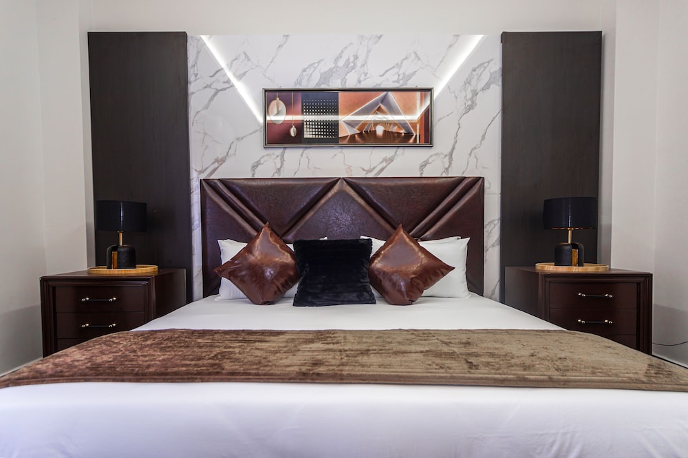 gyamfuaa court apartment