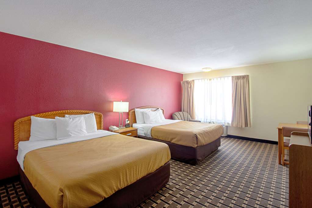 econo lodge inn and suites