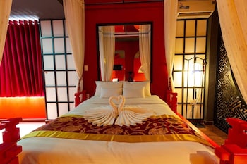 language exchange hotel 3