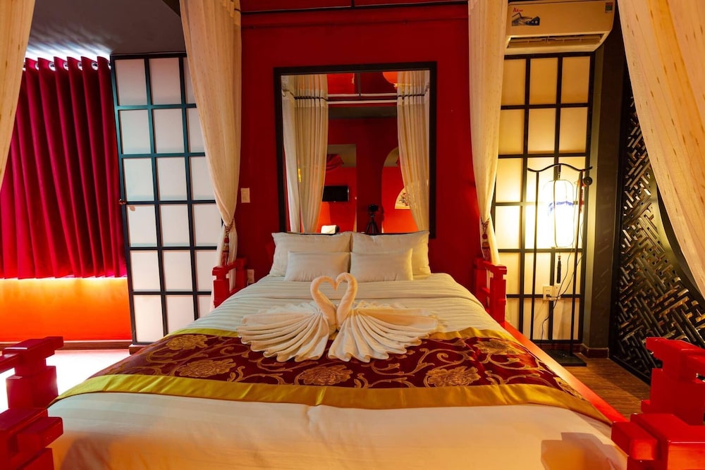 language exchange hotel 3