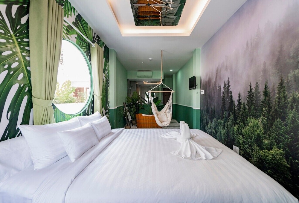 language exchange hotel 3