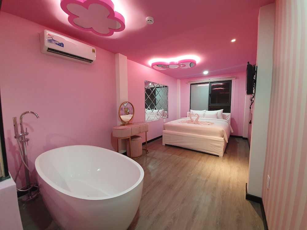 language exchange hotel 3