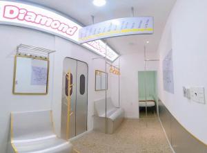 language exchange hotel 3