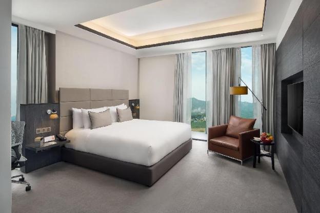 g hotel kelawai