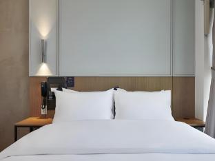 dongtan station obut hotel