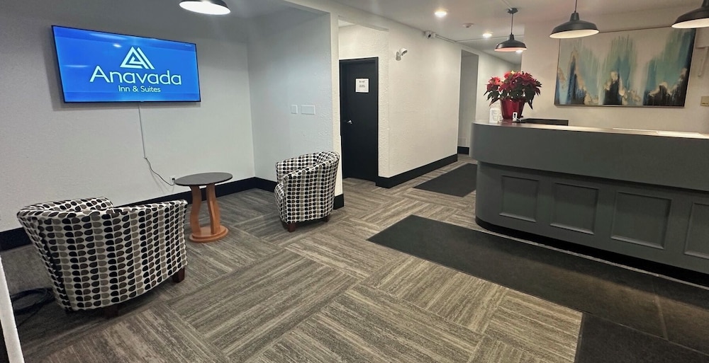 anavada inn and suites grande prairie