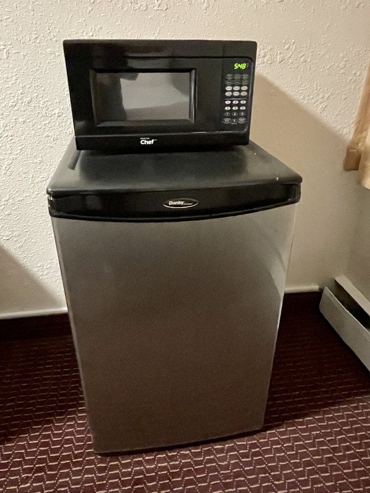 anavada inn and suites grande prairie