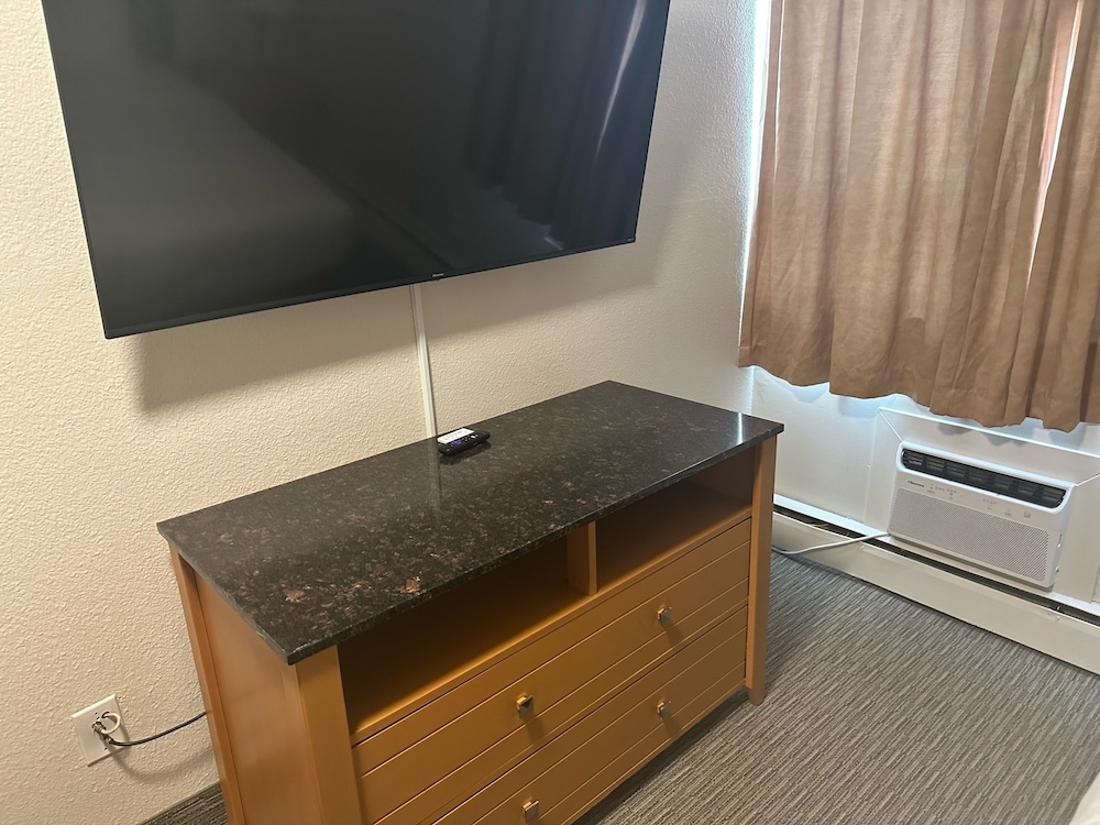 anavada inn and suites grande prairie