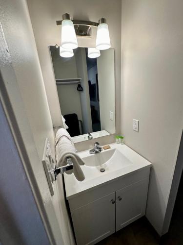 anavada inn and suites grande prairie