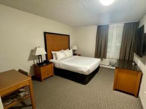 anavada inn and suites grande prairie