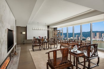 crowne plaza ya an an ihg hotel