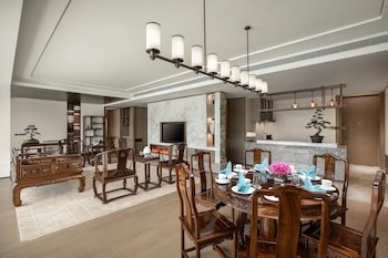 crowne plaza ya an an ihg hotel