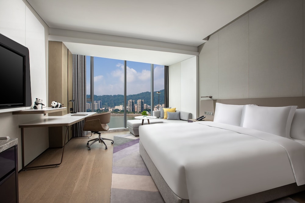 crowne plaza ya an an ihg hotel