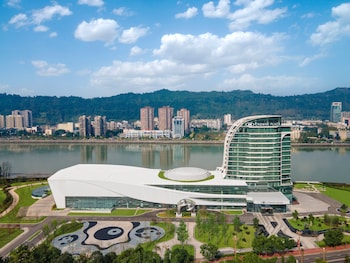 crowne plaza ya an an ihg hotel