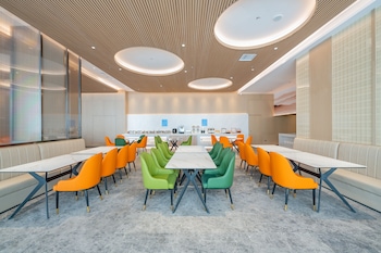 holiday inn express suzhou luzhi an ihg hotel