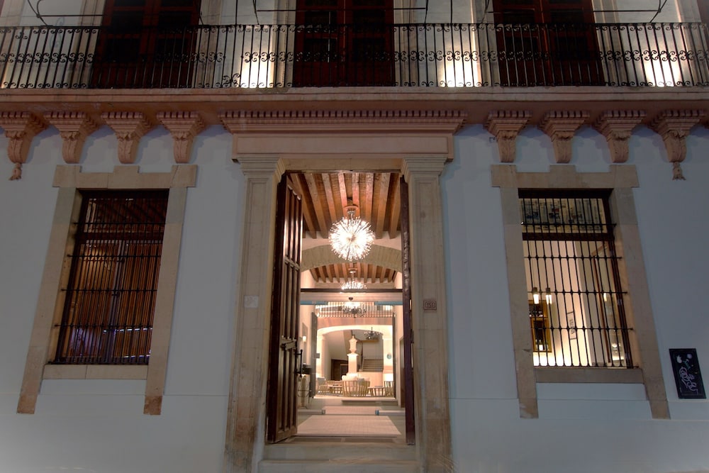 nueve 25 hotel boutique