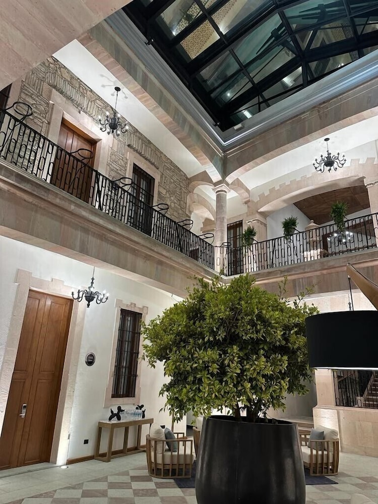 nueve 25 hotel boutique