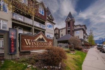 mountain view 2 bedroom condo top floor