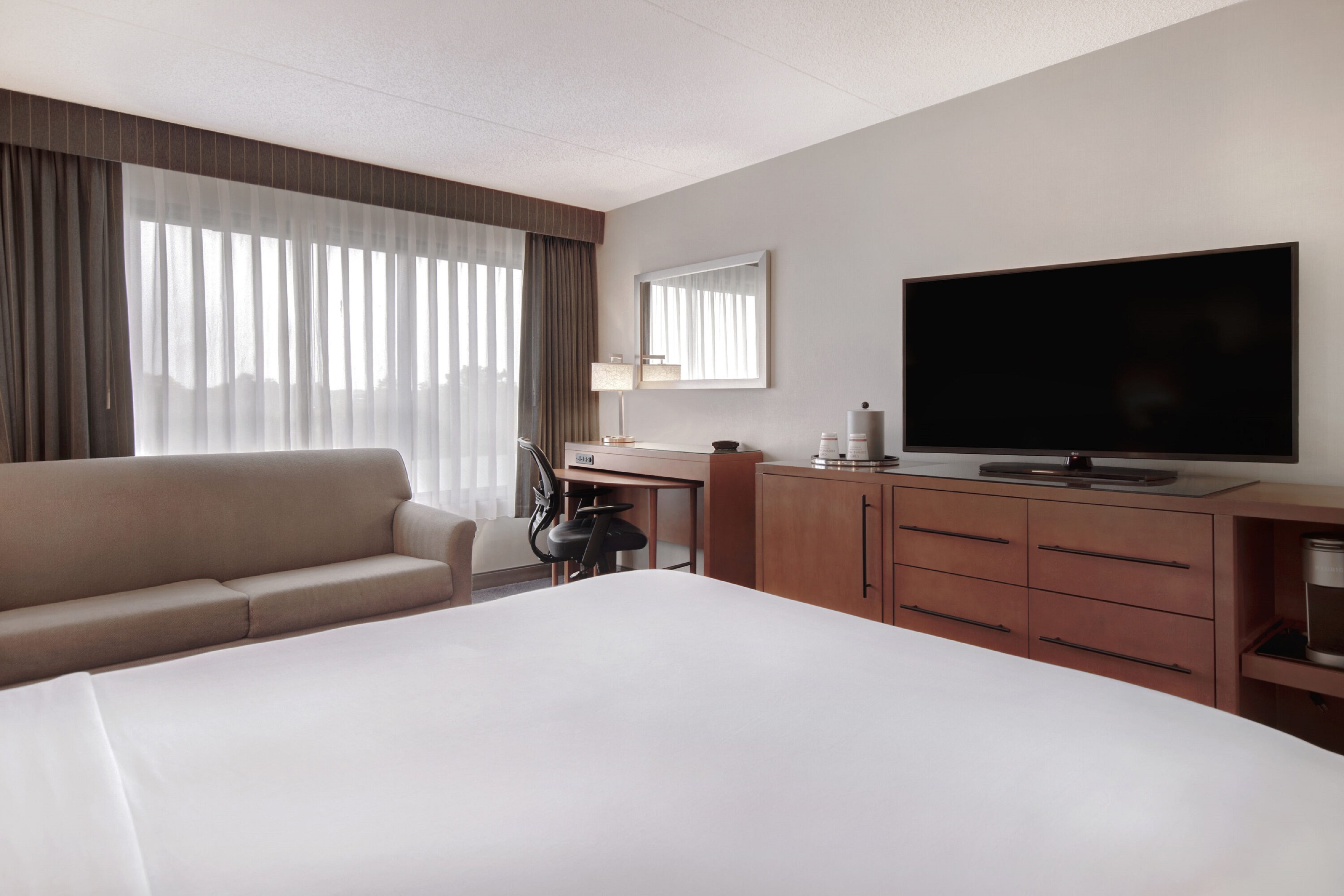 crowne plaza auburn hills by ihg