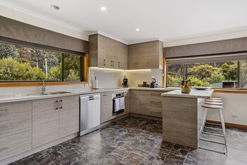 lumeah retreat bruny island