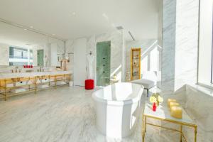 faena hotel miami beach