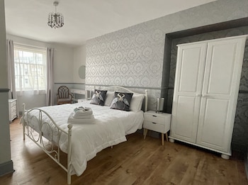 lilyrose hotel