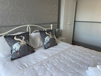 lilyrose hotel