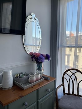 lilyrose hotel